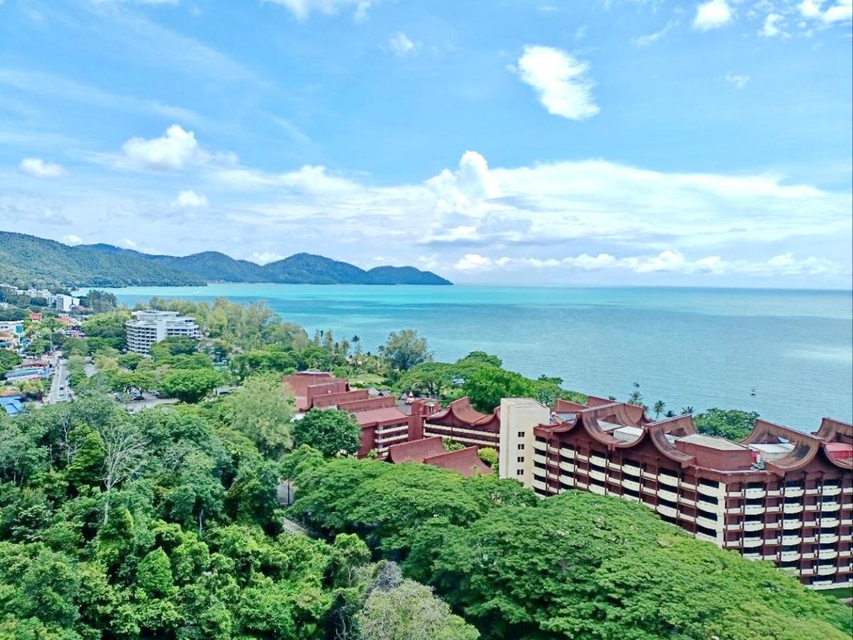 Airbnb At Sri Sayang Batu Ferringhi Beach Dış mekan fotoğraf